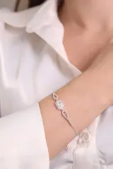 925 Ayar Gümüş Tek Taş Rodyumlu Baget Taşlı Gümüş Bileklik(ÖZEL KUTULU)