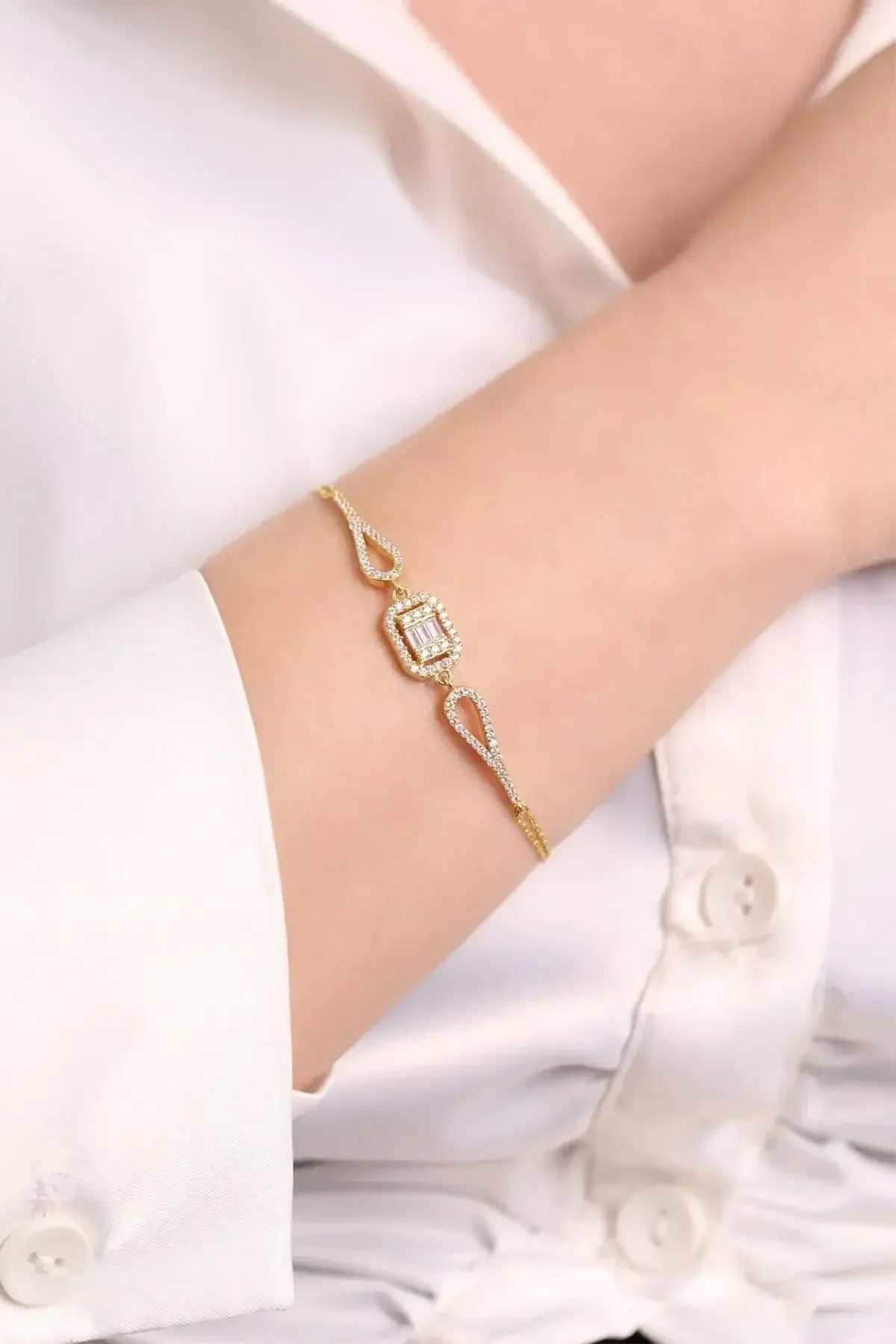 925 Ayar Gümüş Gold Baget Taşlı Gümüş Bileklik(ÖZEL KUTULU)