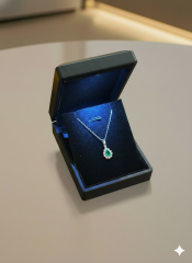 (IŞIKLI KUTULU) 925 Ayar Gümüş Damla Taşlı Model Zirkon Taşlı Kadın Kolye