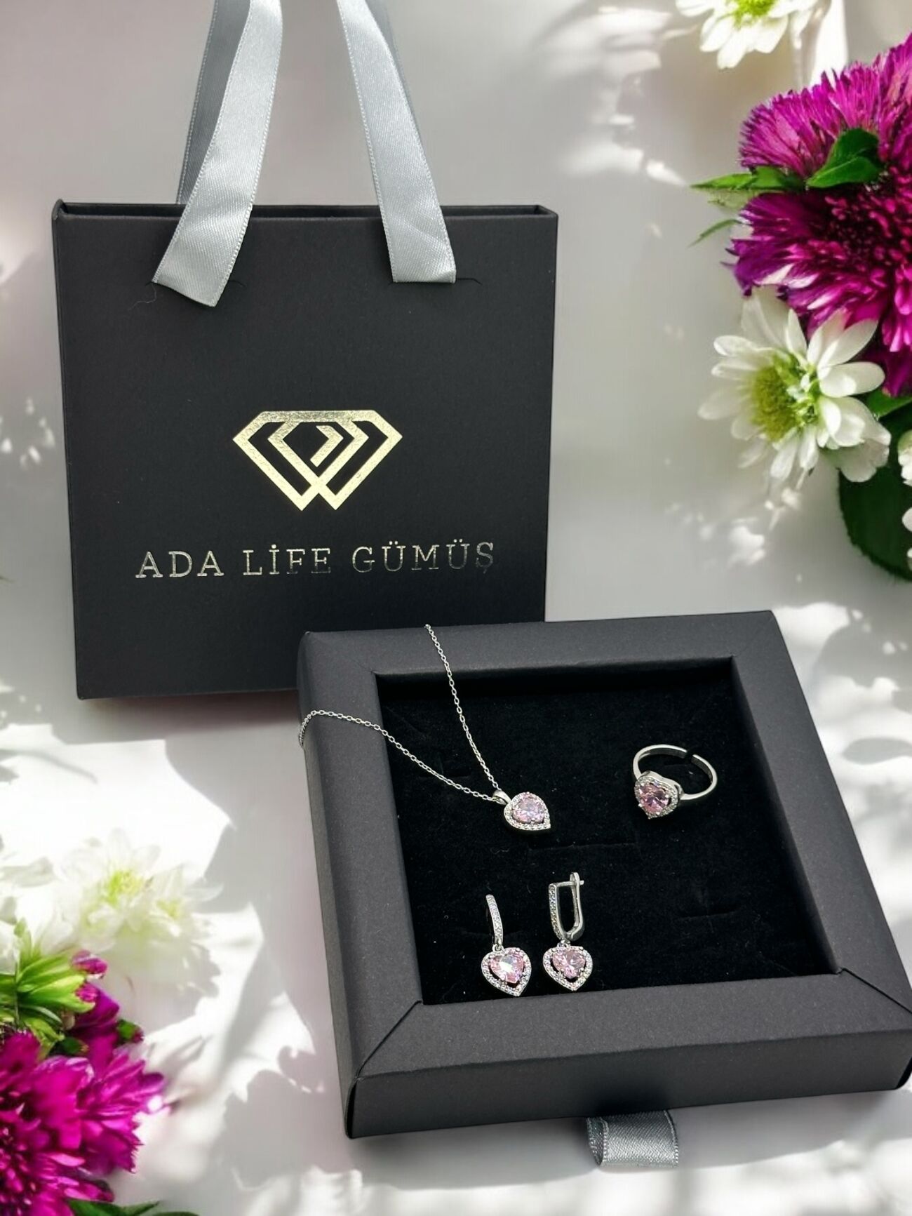 925 Ayar Gümüş Pırlanta Kalp Model Pembe Taşlı 3 lü Set Kolye Küpe Yüzük (ÇANTALI KUTULU)