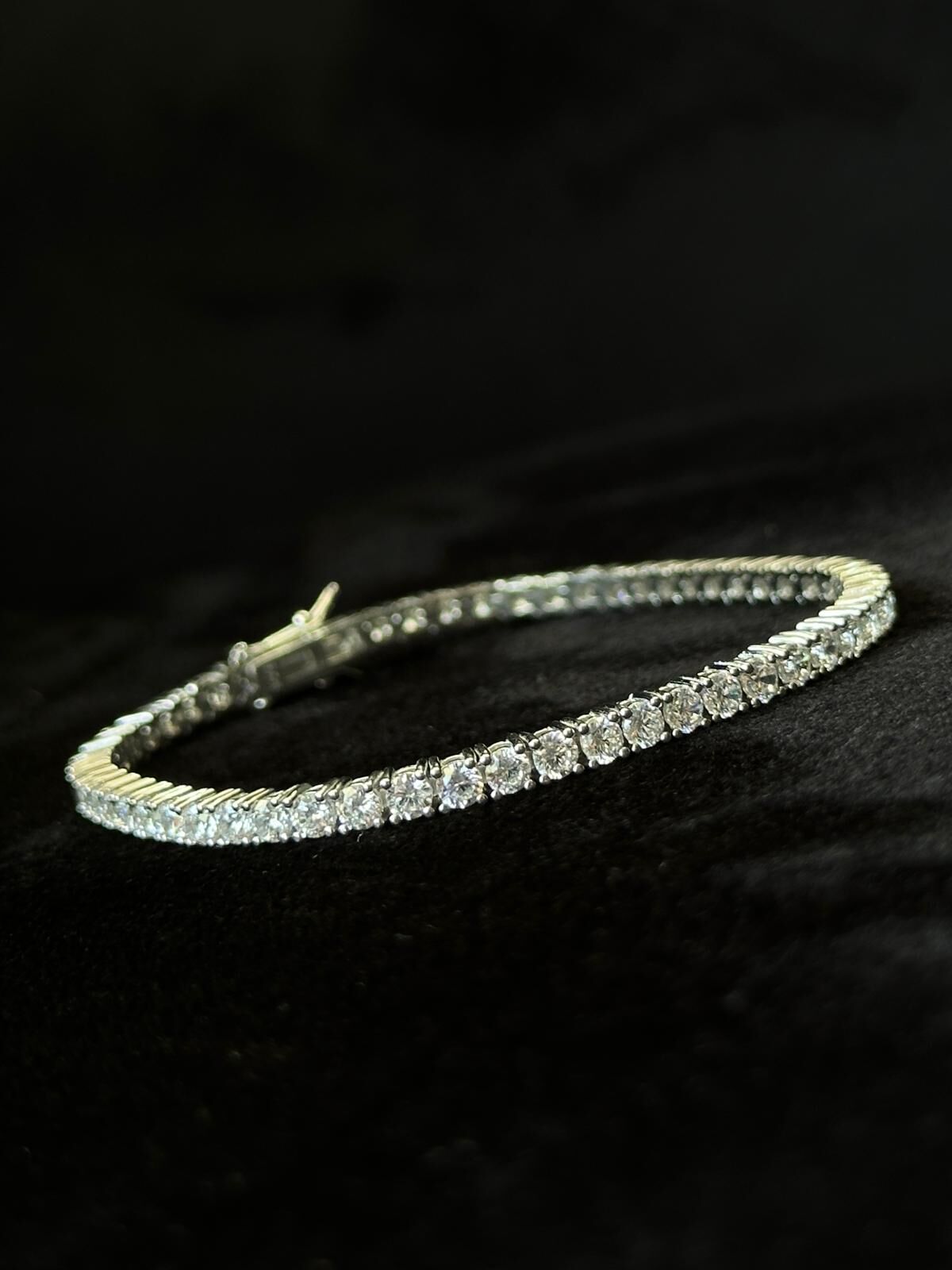 925 Ayar Gümüş Su Yolu 3mm 19CM Zirkon Taşlı Kadın Bileklik (IŞIKLI KUTU)